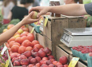 Economic concerns among shoppers will drive the grocery industry for decades to come