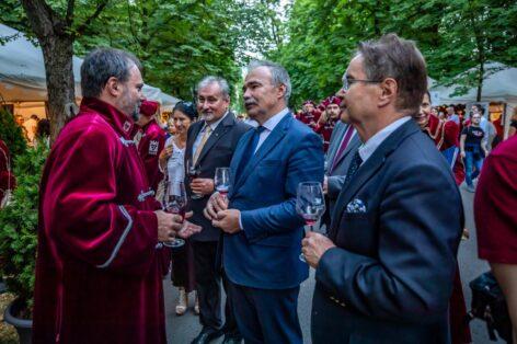 Hungarian wine and winemakers are celebrated in Eger
