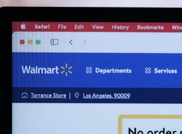Walmart is teaming up with customers to aid schools.