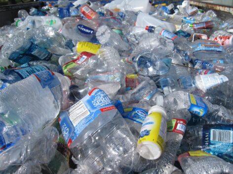 Retailers face £1.8bn in yearly costs for bottle recycling scheme