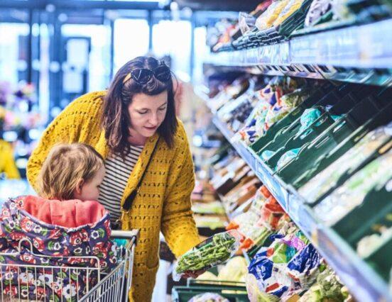 Így változik a boltok árrésse most, hogy a kormány döntött