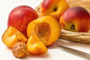 2025 brought an unpredictable season to the stone fruit market
