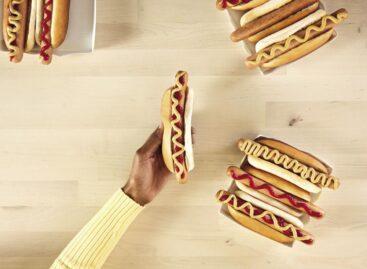 Magyarországra is megérkezett az ikonikus IKEA hot dog húsmentes változata
