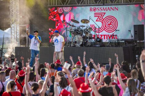 1500 fős fesztivállal ünnepelt a 30 éves Rossmann