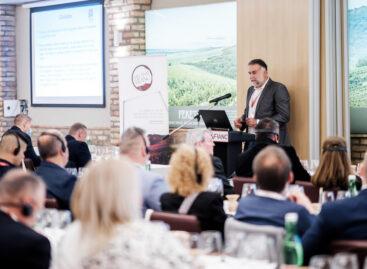 For the eighth time, the Villány wine region is organizing a professional conference and public tasting focusing on the Cabernet Franc variety.