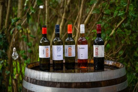 PENNY distributes the products of renowned domestic wineries