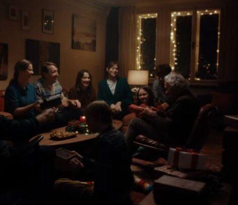 Életszerű karácsonyi reklámfilm – A nap videója