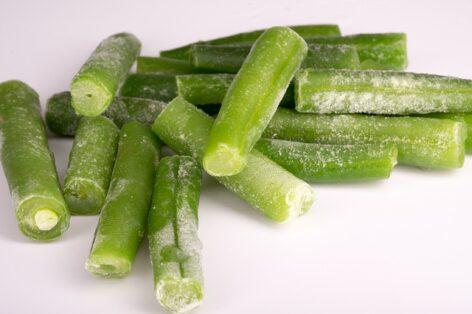 Go for the KMÉ trademark quick-frozen green beans!