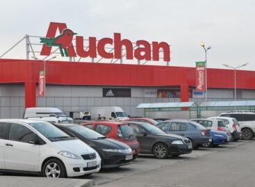 Felvásárlási együttműködésről tárgyal a francia Auchan és az Intermarché