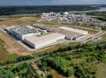 Vajda-Papír’s new factory unit in Dunaföldvár, handed over last year, received the Construction Industry Level Award