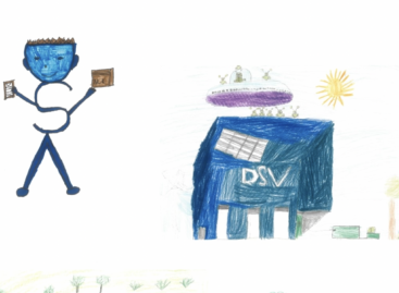 The logistics giant is in a festive mood: children’s drawings decorate the DSV warehouse