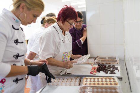 Training for confectioner teachers