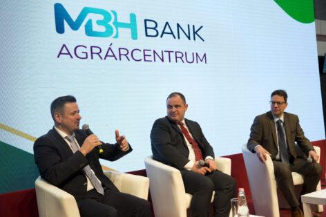 Hatékonyság, AI és fenntarthatóság: közösen tesz a mezőgéppiac fejlődéséért az MBH Bank és a MEGOSZ