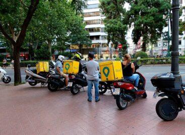 Carrefour, Glovo Launch 30-Minute Grocery Delivery Service In Italy