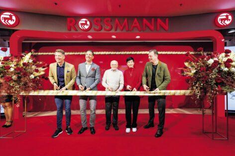 Rossmann opens 250th store – Celebrating with the Rossmann family, international group leaders, and co-owner AS Watson