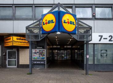 Lidl safeguards its supply lines