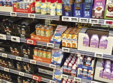 Milk and dairy product alternatives optimised for healthy nutrition