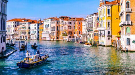 Paid entry will be introduced in Venice from April 25