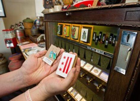 What is a cigarette vending machine good for in 2024 – Picture of the day