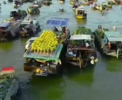 Market on the River Kwai – Video of the Day