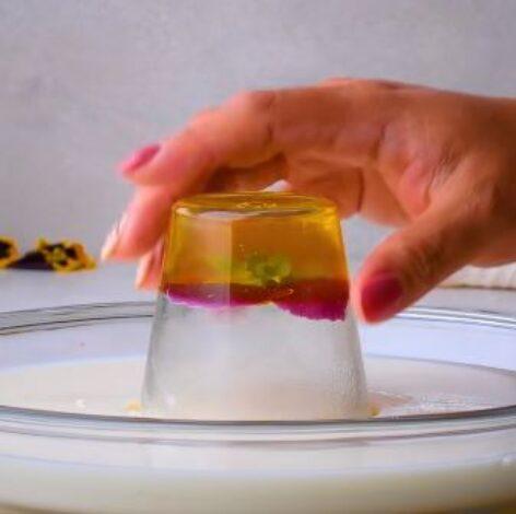 Simple, but all the more impressive jelly desserts – Video of the day