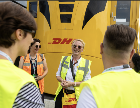 A DHL duplájára növelt, bioüzemanyaggal hajtott kamionflottával érkezett a Hungaroringre, a Forma 1®-es hétvégére