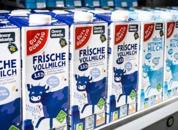 Edeka requires higher farming standards for dairy products