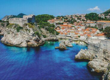 Rekordot döntött a horvát turizmus: 7,2 millió érkezés és 28,1 millió vendégéjszaka az első félévben