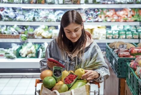 In Poland, the growth of retail sales accelerated and the decline in production in the construction industry slowed down in July on an annual basis