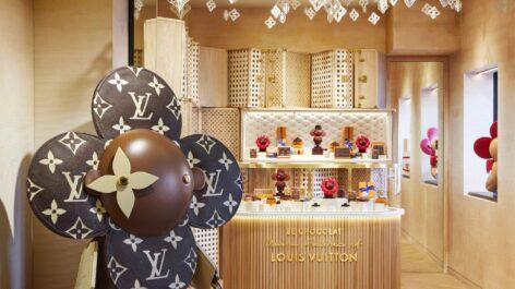 Louis Vuitton opens first chocolate store in China