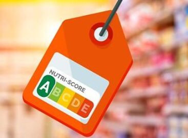 Kihátrál a Nutri-Score címkék mögül a Danone