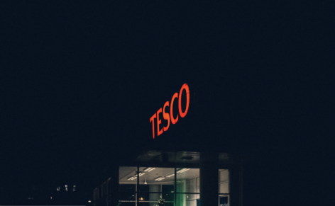 Frissíti gépjárműflottáját a Tesco