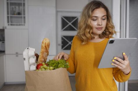 Here’s what consumers want from online grocers