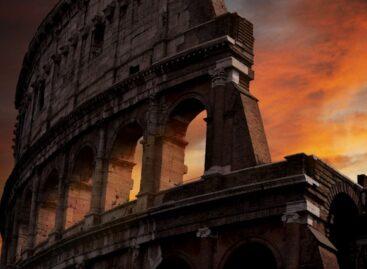 New restrictions on mass tourism are being introduced in Rome