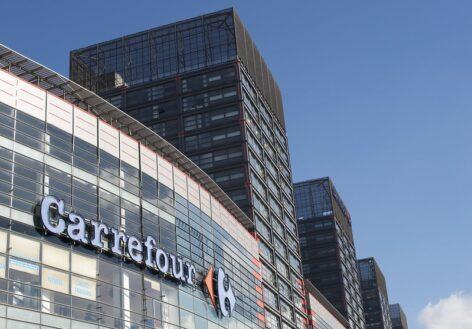 Carrefour feels impact of price competition and Sunday openings