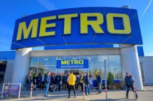 Együttműködési megállapodást írt alá az agrártárca és a Metro Kereskedelmi Kft.