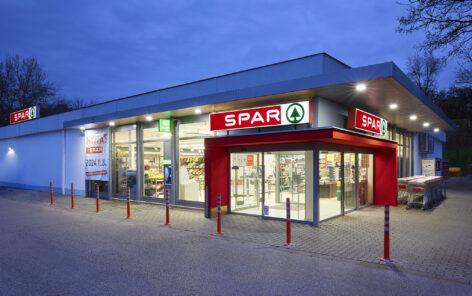 Three SPAR supermarkets have been renovated and made more energy efficient, with a total investment of HUF 736 million