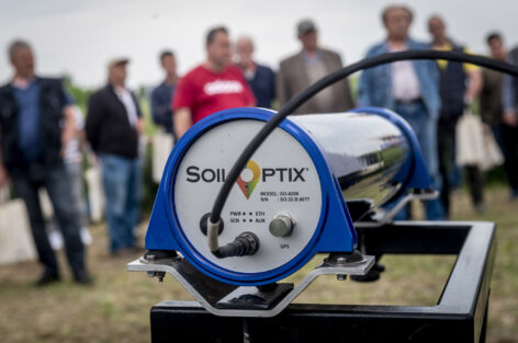 A unique precision soil scanning procedure was presented in Europe