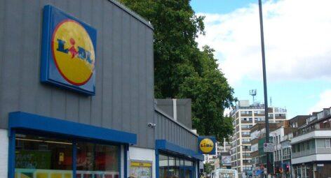 Lidl stops selling tobacco in new stores