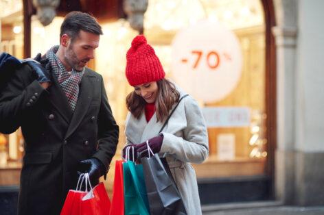 35% of Australian small retailers introduce new products for festive shoppers