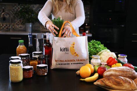 Kifli.hu presented its own brand of recycled paper products