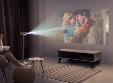 Projector, lamp and speaker all in one: LG introduces multifunctional, three-in-one projector