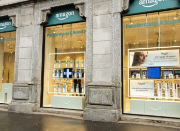 Milánóban nyitott fizikai üzletet az Amazon