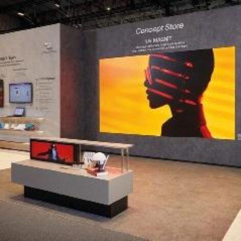 LG develops special digital displays