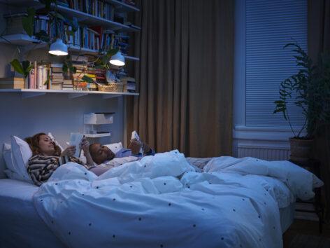 According to IKEA research, 77 percent of Hungarians use their mobile phones in bed