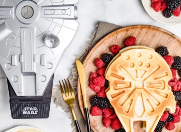 Menu A: Millennium Falcon, Menu B: Han Solo – Picture of the Day