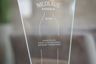 Nem mindennapi kampánnyal rukkolt elő a Nicolaus vodka márka