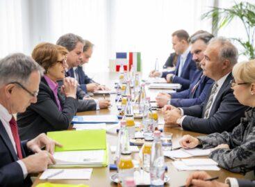 We share the same goals with France regarding European agriculture