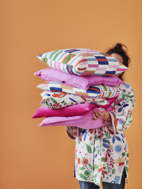 Dopamine decor, artisanal pieces and functionality: IKEA’s new collections have arrived
