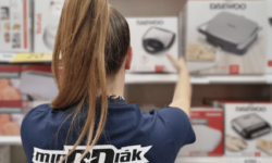 A júliusban szigorodó EFO-szabályozás miatt a cégek még inkább nyitottak a diákfoglalkoztatásra
